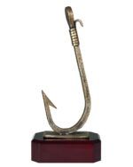 Fiskekroken Metallstatuett 27,5cm