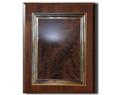 Plakett med gulldetaljer