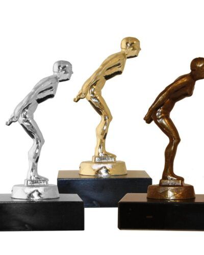 Svømmestatuett i metall dame